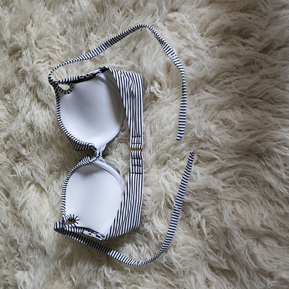 Victoria's Secret Floral Eyelet Bombshell Push Up Halter Bikini Top Stripes 32B - Picture 5 of 11